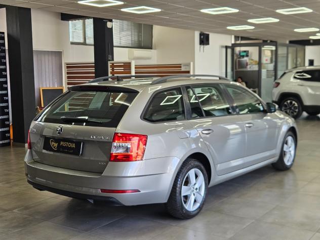 Skoda Octavia 2.0 TDI SCR 150 CV DSG Wagon Executive - Foto 4