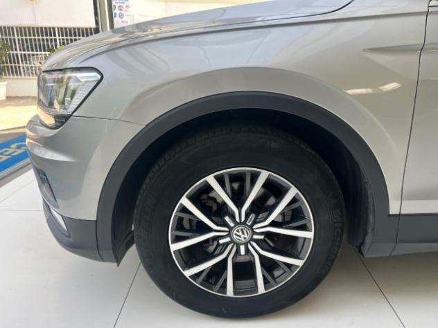VOLKSWAGEN Tiguan 1.6 TDI SCR Style BlueMotion Technology rif. 23941128 - Foto 10