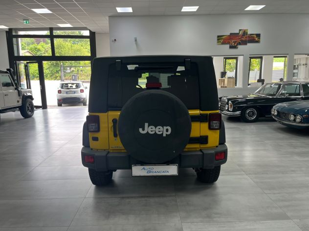 Jeep Wrangler Unlimited 2.8 crd Sport auto dpf - Foto 6