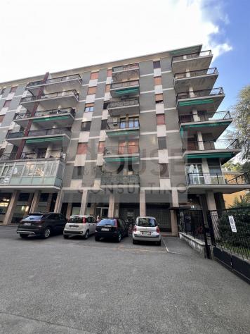 BILOCALE IN CENTRO COMPLETAMENTE RISTRUTTURATO E ARREDATO - Foto 2