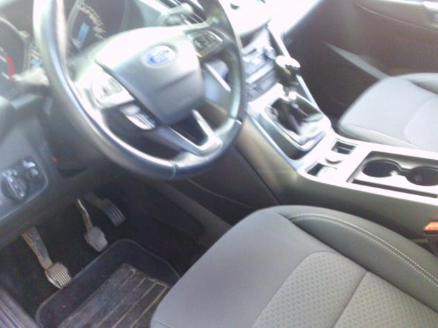 Ford Kuga 1.5 TDCI 120 CV S&S 2WD Titanium - Foto 9