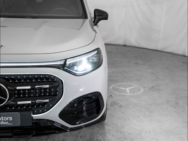 Mercedes-Benz GLB GLB 200 d 4MATIC AMG Line Plus Premium Plus - Foto 6