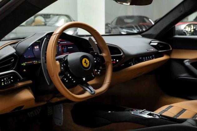 FERRARI 296 GTB |SCUDETTI|360° VIEW|AFS|CARPLAY|DAYTONA SEATS rif. 23833511 - Foto 9