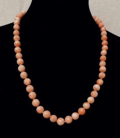 BELLA COLLANA IN AUTENTICO CORALLO ROSA VARIEGATO CHIUSURA ARGENTO. - Foto 2