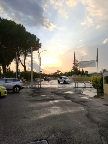 Negozio C1 a Via Casilina zona Giardinetti - Foto 9