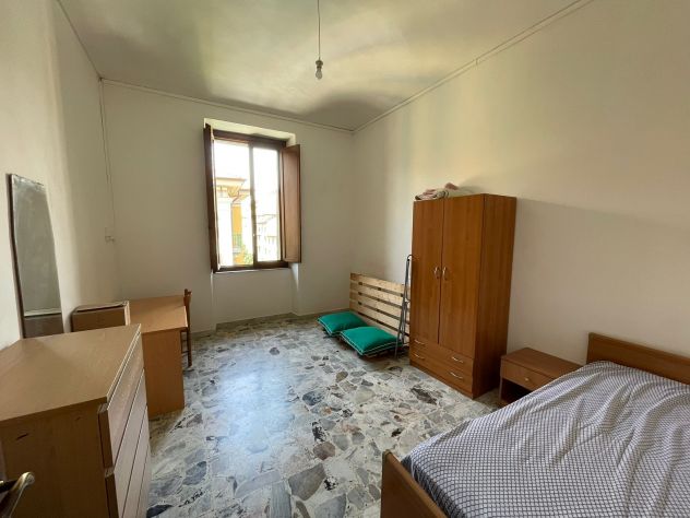 IDEALE POLI A 15 MIN A PIEDI SINGOLA 450 DOPPIA 300