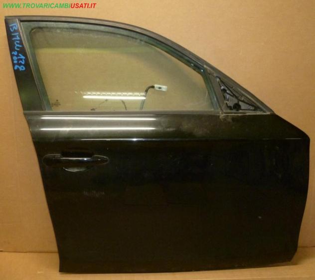 PORTA ANT.D. NERO MET. C/ALZ.  Carrozzeria  Lamierati esterni  Porte  Porta ant. dx. BMW - Serie 1 E87 5 porte - 01-04-2007 - 01-06-2011, BMW -