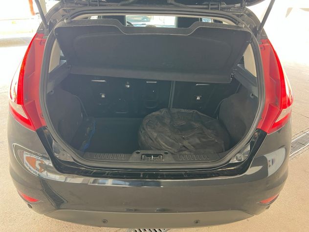 Ford Fiesta Titanium 1.4 97 CV GPL della Casa - Foto 10