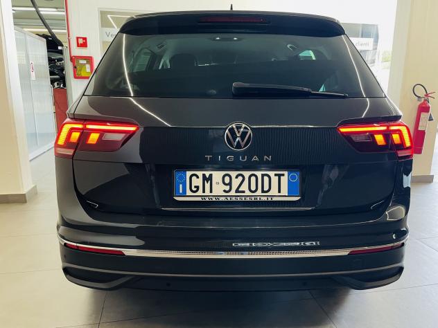 Volkswagen Tiguan 2.0 TDI SCR 110KW Life DSG - Foto 5