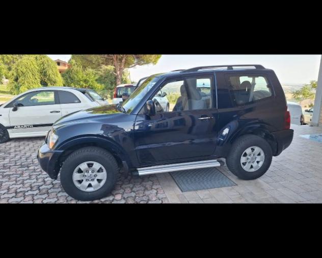 MITSUBISHI Pajero 3.2 16V DI-D 3p. GLX rif. 24001721 - Foto 3