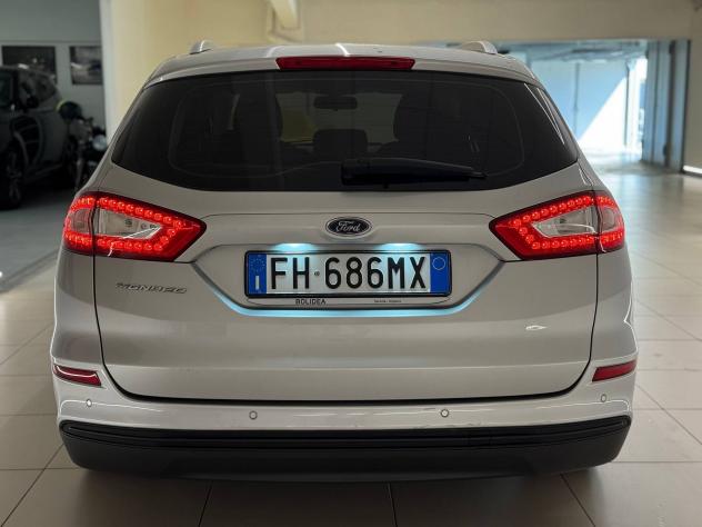 Ford Mondeo 2.0 TDCi 150cv DPF S&S Powershift Titanium Business - Foto 5