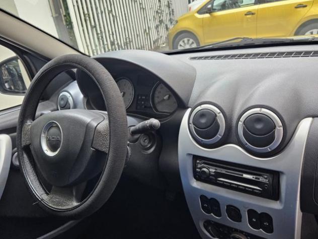 DACIA Sandero 1.2 16V GPL 75CV Embleme rif. 20697268 - Foto 10
