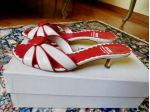 Sandali MOSCHINO n. 37 originali, in pelle color bianco-rosso. Mai usati!