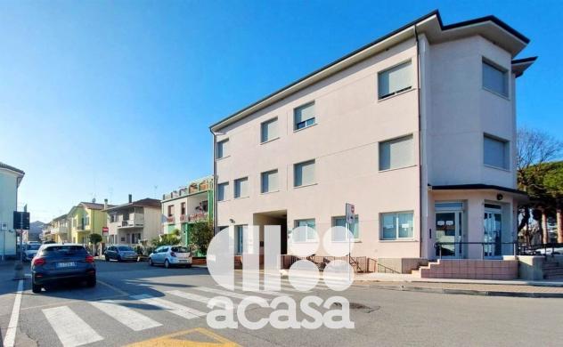 AFFITTASI NEGOZIO/UFFICIO ADIACENTE AL PORTOCANALE - Foto 11
