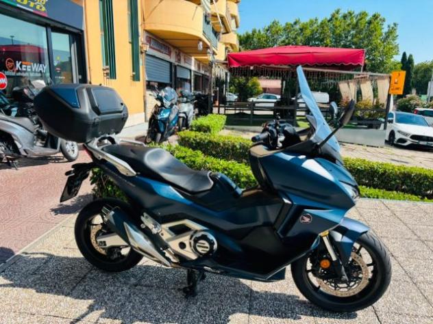 HONDA Forza 750 TUTTO INCLUSO ANCHE PASSAGGIO! MINI RATE rif. 23878635