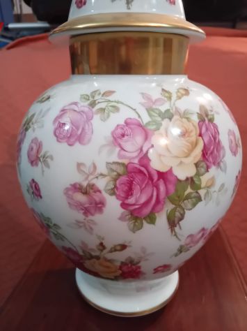 BELLA ELEGANTE COPPIA VASI ANTICHI CERAMICA DIPINTI DORATI PERFETTE CONDIZIONI - Foto 2