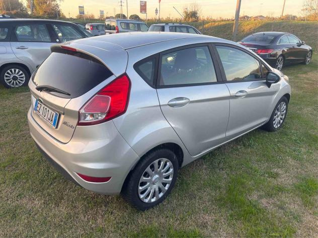 Ford Fiesta 1.5 TDCi 75CV 5 porte - Foto 5