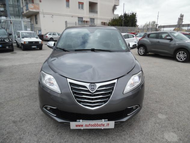 Lancia Ypsilon 1.3 MJT 16V 95 CV 5 porte S&S Gold - Foto 2