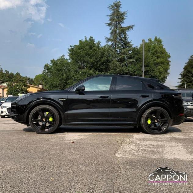 PORSCHE Cayenne Coupé 3.0 V6 E-Hybrid Platinum Edition ufficiale rif. 24112893 - Foto 4