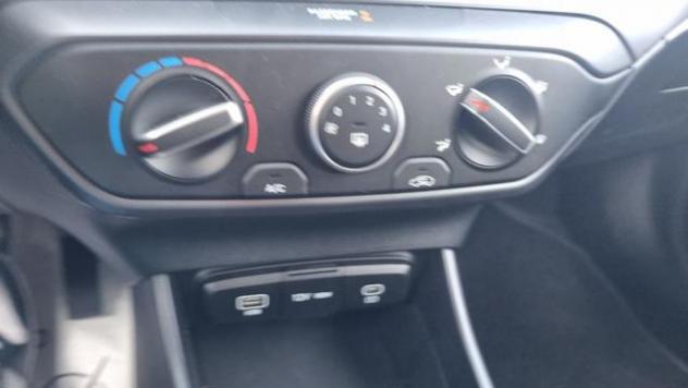 HYUNDAI i20 1.0 T-GDI Connectline rif. 23966245 - Foto 9