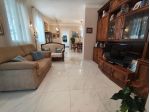 Villa in vendita a Lucca 220 mq  Rif: 1396614