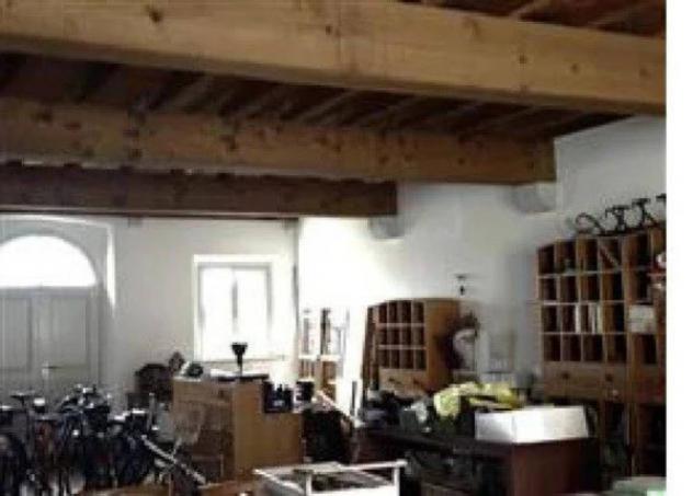 Immobile in asta di 630 m² con più di 5 locali in vendita a Martignacco - Foto 2