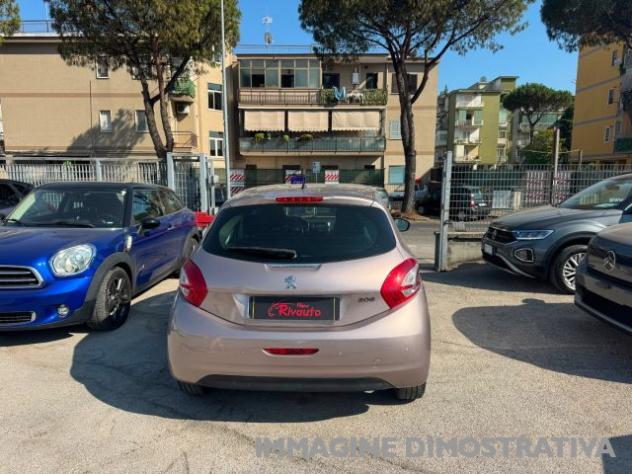 PEUGEOT 208 1.4 8V HDi 68CV 5p. Allure rif. 24040531 - Foto 5