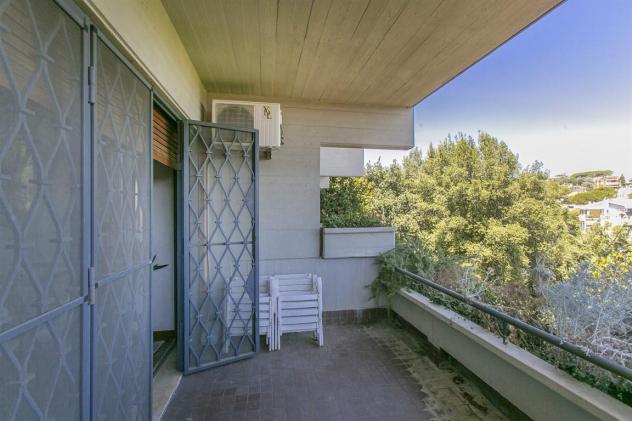 CAMILLUCCIA - appartamento ampia metratura con giardino + posti auto e cantina - Foto 7