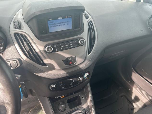 Ford Transit Courier 2020 1.5 tdci 75cv S&S Trend my20 - Foto 9