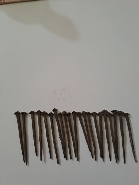 piedini per mobili + chiodi artigianali - Foto 3