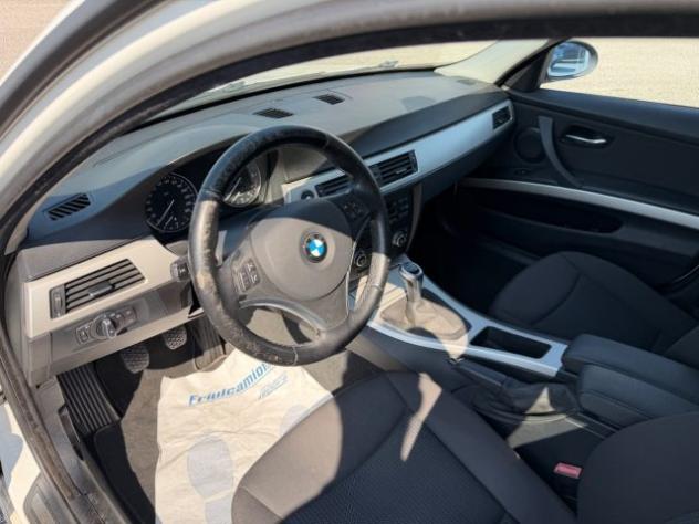 BMW 318 i cat Touring Attiva rif. 23829553 - Foto 9