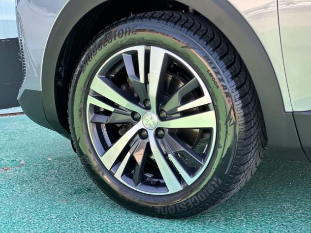 Peugeot 3008 1.5 BlueHDI 130cv EAT8 Allure 2022 - Foto 5
