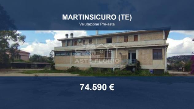 Immobile in asta di 205 m² con più di 5 locali in vendita a Martinsicuro