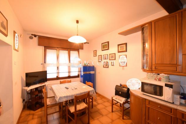 CASA INDIPENDENTE di 7 vani e di 250 mq (VIDOR) rif. DG179 - Foto 9