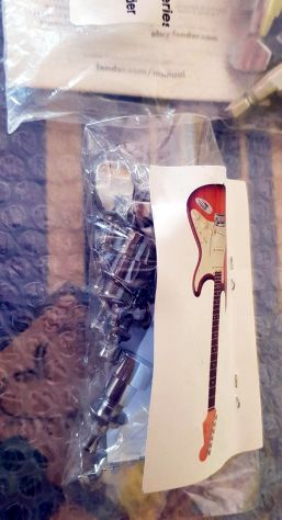 12 meccaniche Fender Squire + 2 Nekplace nuovi - Foto 4