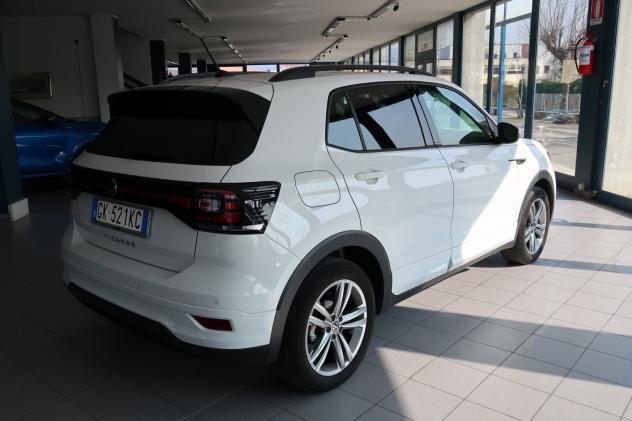 Volkswagen T-Cross 1.0 TSI 110 CV DSG R-Line - Foto 6