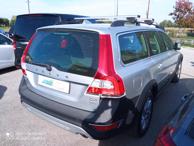 Volvo XC70 D4 Momentum 4wd 215CV AUT - Foto 6