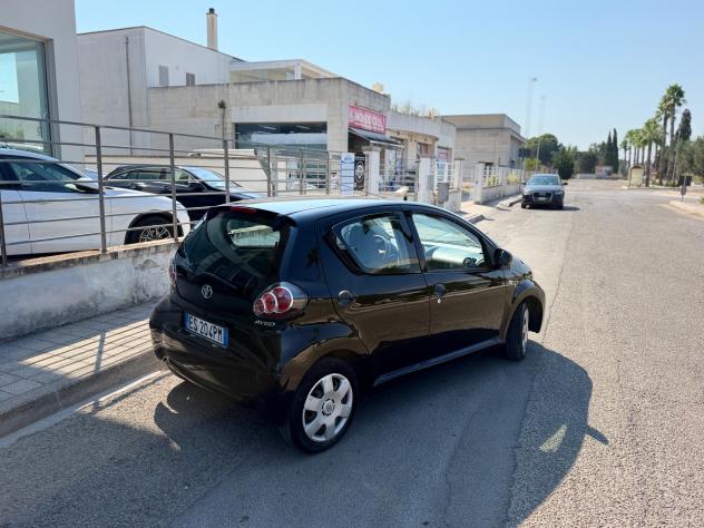Toyota Aygo 1.0 12V VVT-i 5 porte Edition - Foto 3