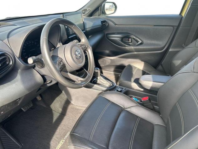 Toyota Yaris Cross 1.5 Hybrid 5p. E-CVT AWD-i Adventure - Foto 7