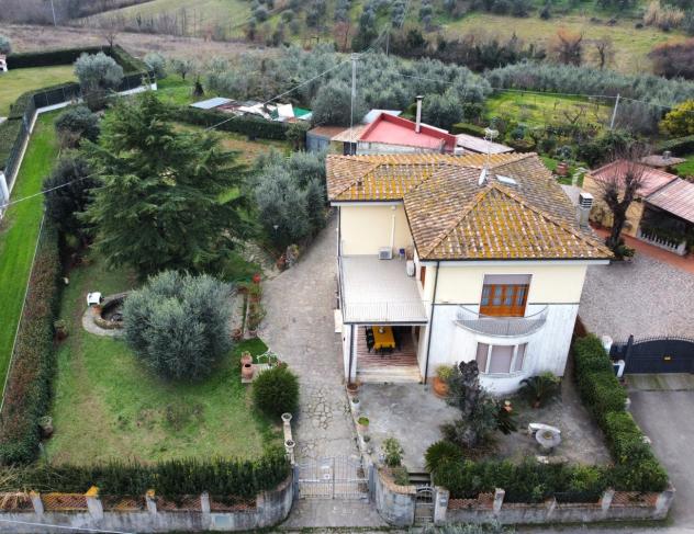 VILLA di 6 vani e di 180 mq (LASTRA A SIGNA - Via Codilungo, Lastra a Signa (FI)) rif. 0595