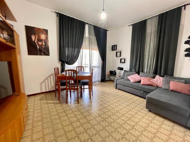 cst680 - ampio trilocale tutto balconato, box cabtina e posto auto-- solo 680 € inclusi riscaldameto e spese condominiali - Foto 2