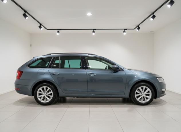 Skoda Octavia 1.5 DSG Wagon Executive G-Tec - Foto 4