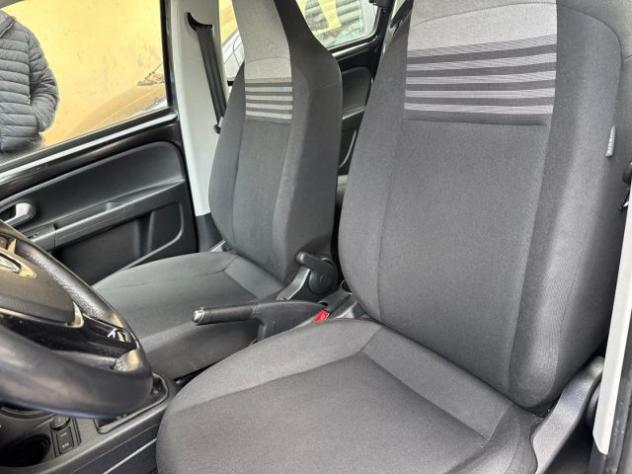 VOLKSWAGEN up! 1.0 75 CV 5p. high up! rif. 23676454 - Foto 8