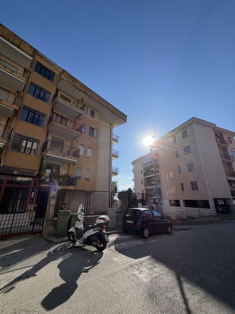 APPARTAMENTO PANORAMICO CON BOX AUTO A MATIERNO - Foto 2