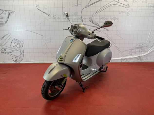 Vespa 300 GTS hpe VESPA GTS 300 HPE SUPER TECH - YM 2024 - Foto 5