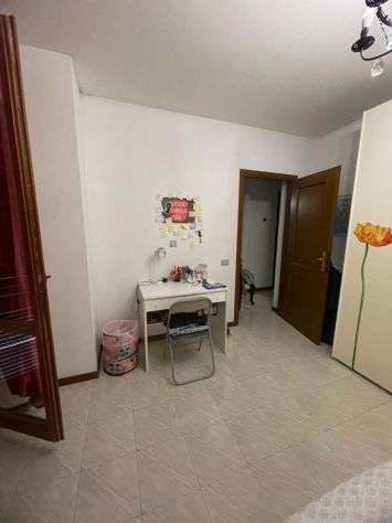 Libera dal 1 novembre camera via sicilia si studente/sait 340+sp 43434320640 - Foto 2