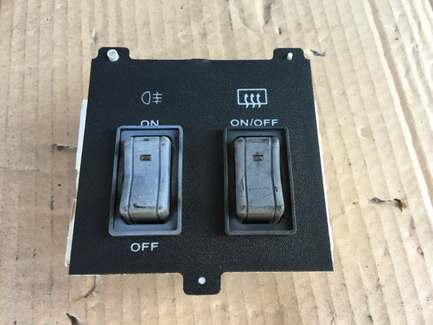 Inserto cruscotto con Interrruttore Retronebbia e Sbrinatore JEEP Cherokee XJ 96