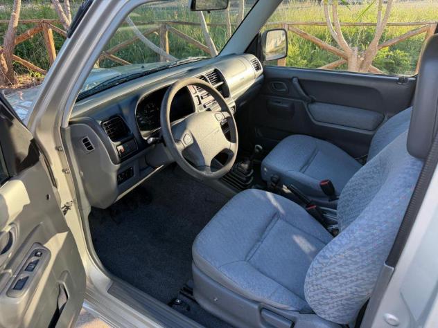 SUZUKI - Jimny - 1.5 DDiS 4WD JLX - Foto 6