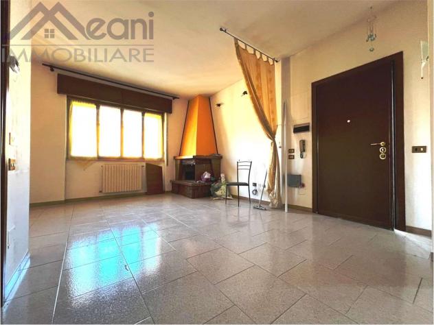311 - APPARTAMENTO DI 3 LOCALI CON CAMINO IN VILLA BIFAMILIARE - Foto 7
