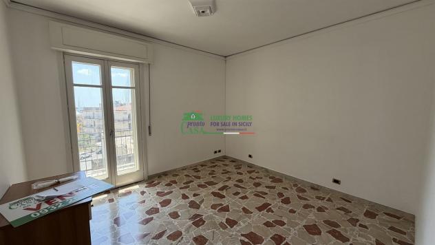Rif. 9842 - Ampio appartamento da ristrutturare 'zona Bellarmino', Ragusa - Foto 4